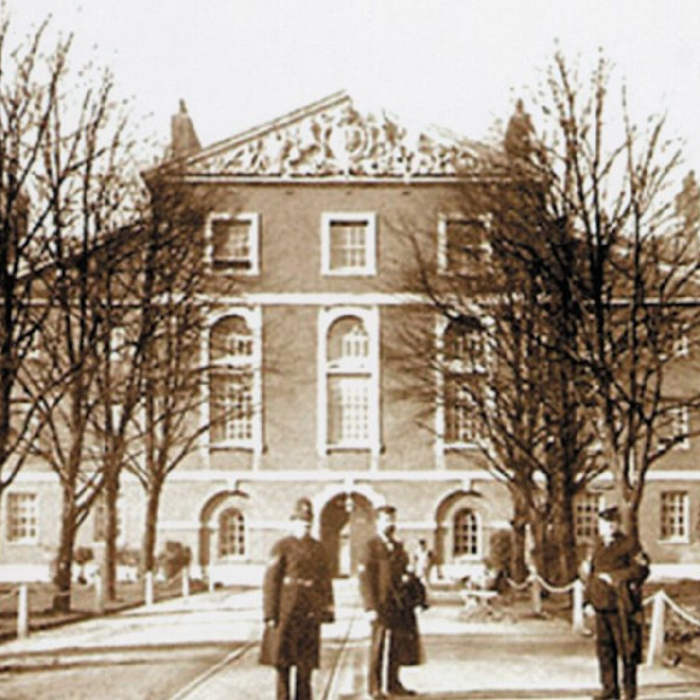 Royal Hasler Small Thumbnail 4