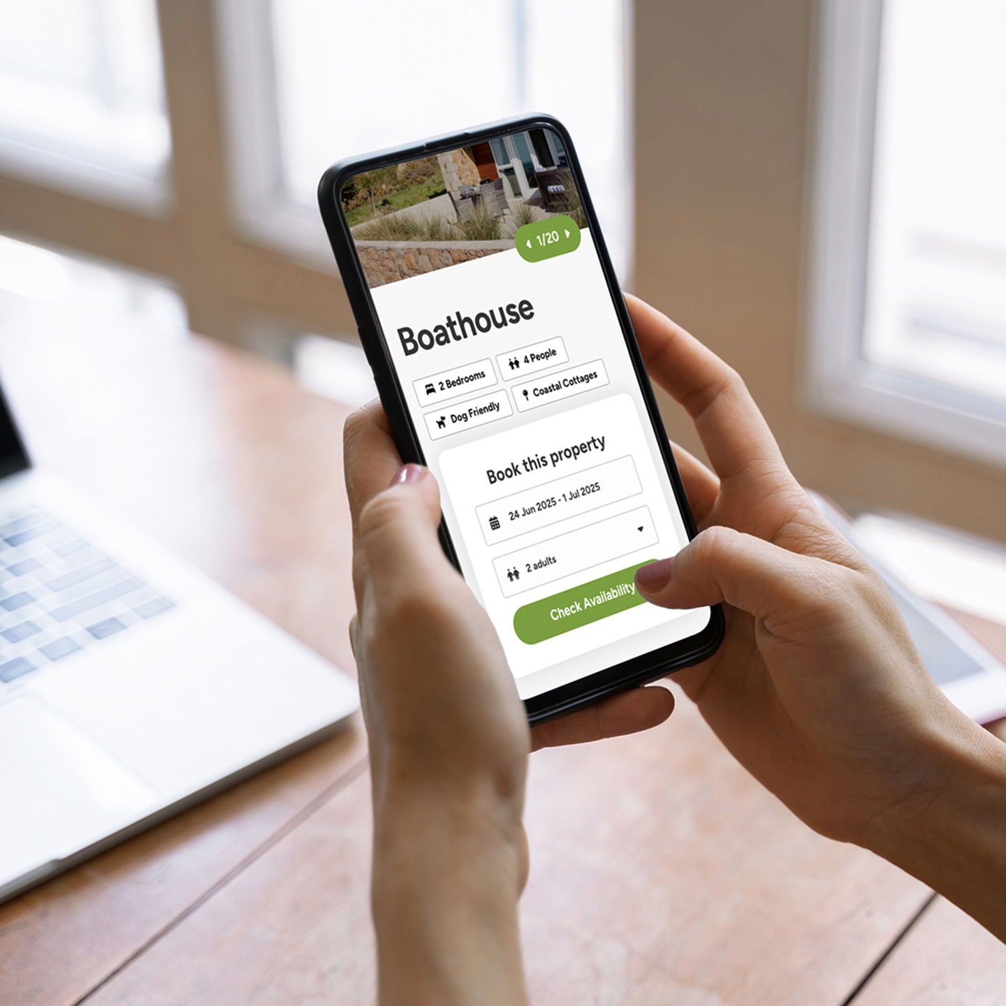 Les Ormes Mobile Mockup