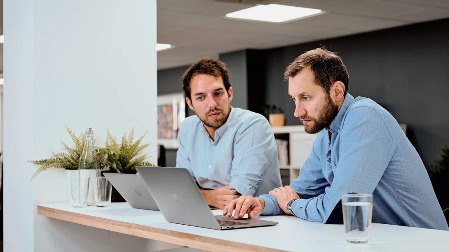 Wr Website Article Marketing Team