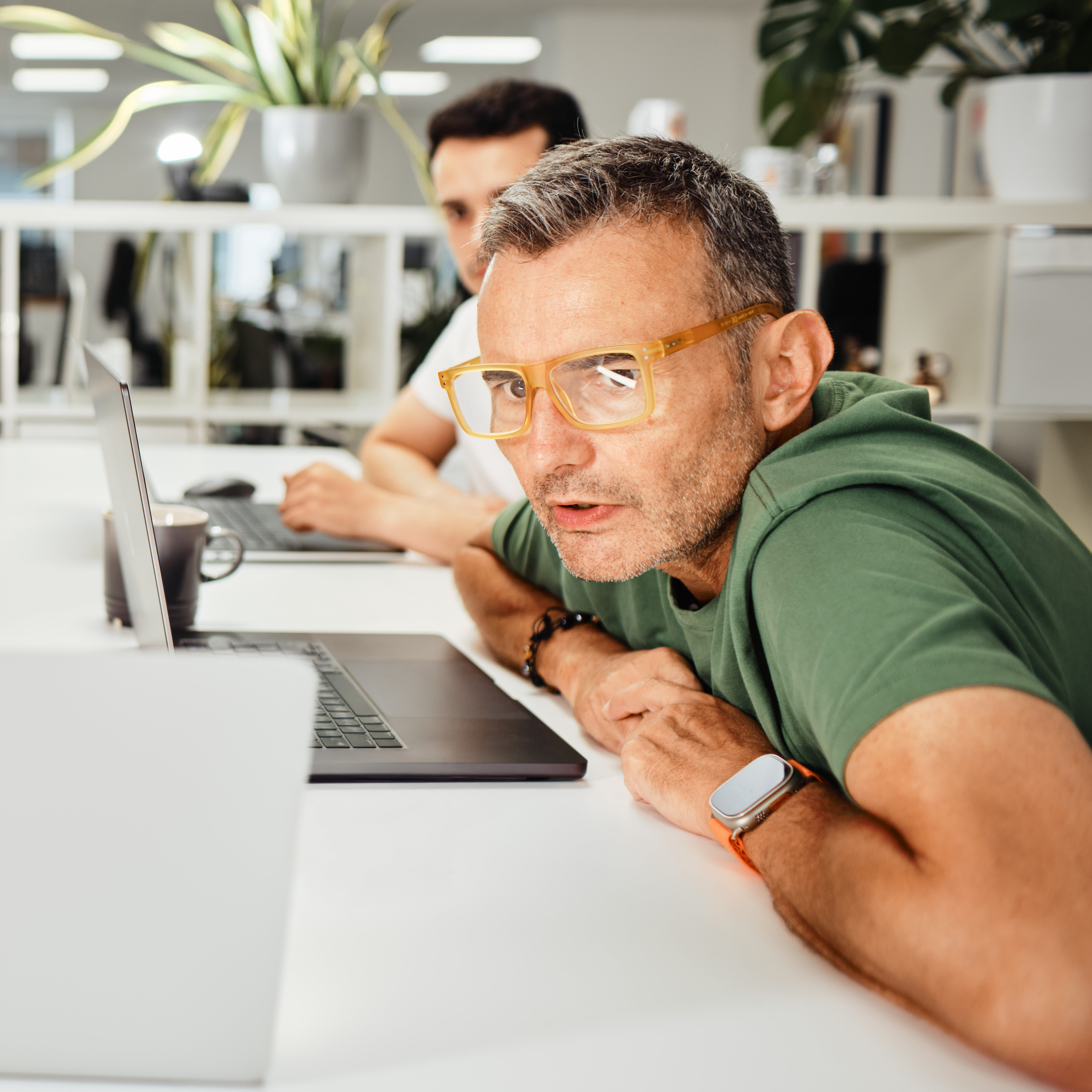 Solutions Communication Mosaic Hero Sq